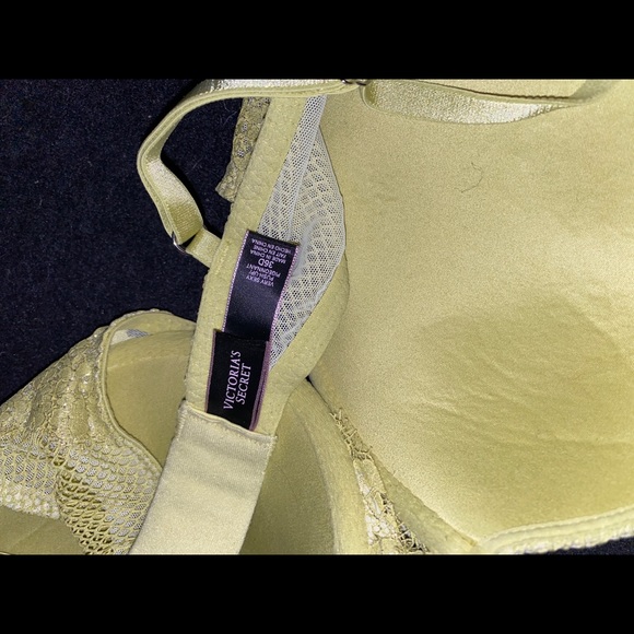 VS yellow fishnet push-up - Picture 3 of 3